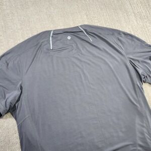 Lululemon Shirt Mens XL Metal Vent 2.0 Lightweight Tee Gray Quick Dry Running